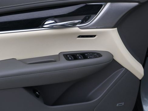 Certified 2023 Cadillac XT6 Premium Luxury w/ Technology Package image 21