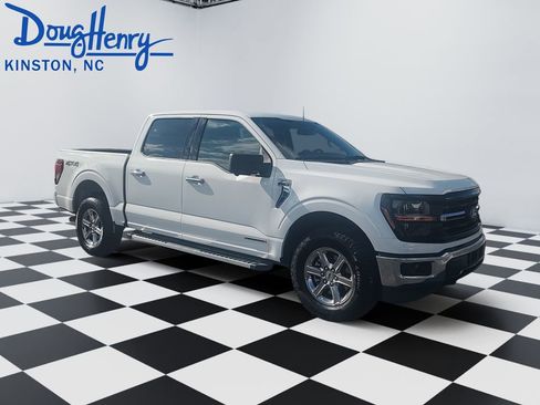 Used 2024 Ford F150 XLT w/ Mobile Office Package image 7