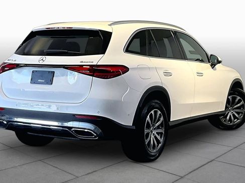 Used 2024 Mercedes-Benz GLC 300 4MATIC image 13