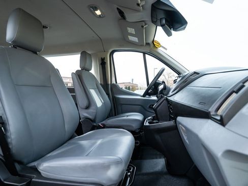 Used 2017 Ford Transit 350 XL image 12