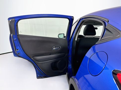Used 2018 Honda HR-V LX image 24