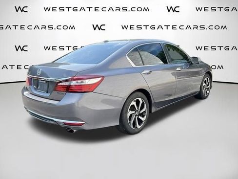 Used 2017 Honda Accord EX image 7
