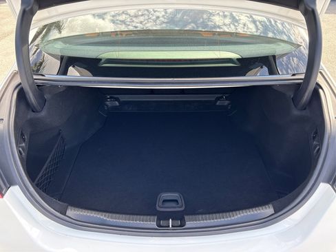Used 2023 Mercedes-Benz C 300 Sedan image 11