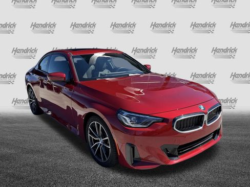 Used 2025 BMW 230i Coupe RWD image 2