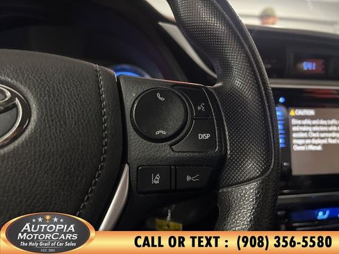 Used 2017 Toyota Corolla LE w/ LE Premium Package w/Moonroof FWD image 22