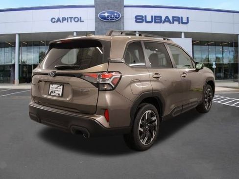 New 2025 Subaru Forester Limited w/ Popular Package image 3