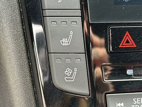 Used 2023 INFINITI QX50 Sport image 30