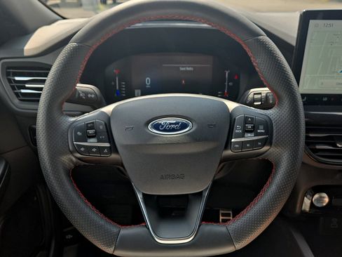 Certified 2023 Ford Escape ST-Line w/ Tech Pack #1 AWD/4WD image 12