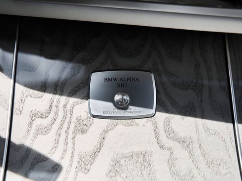 Used 2023 BMW ALPINA XB7 AWD/4WD image 81