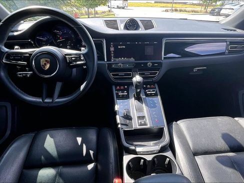 Used 2024 Porsche Macan w/ Premium Plus Package AWD/4WD image 17
