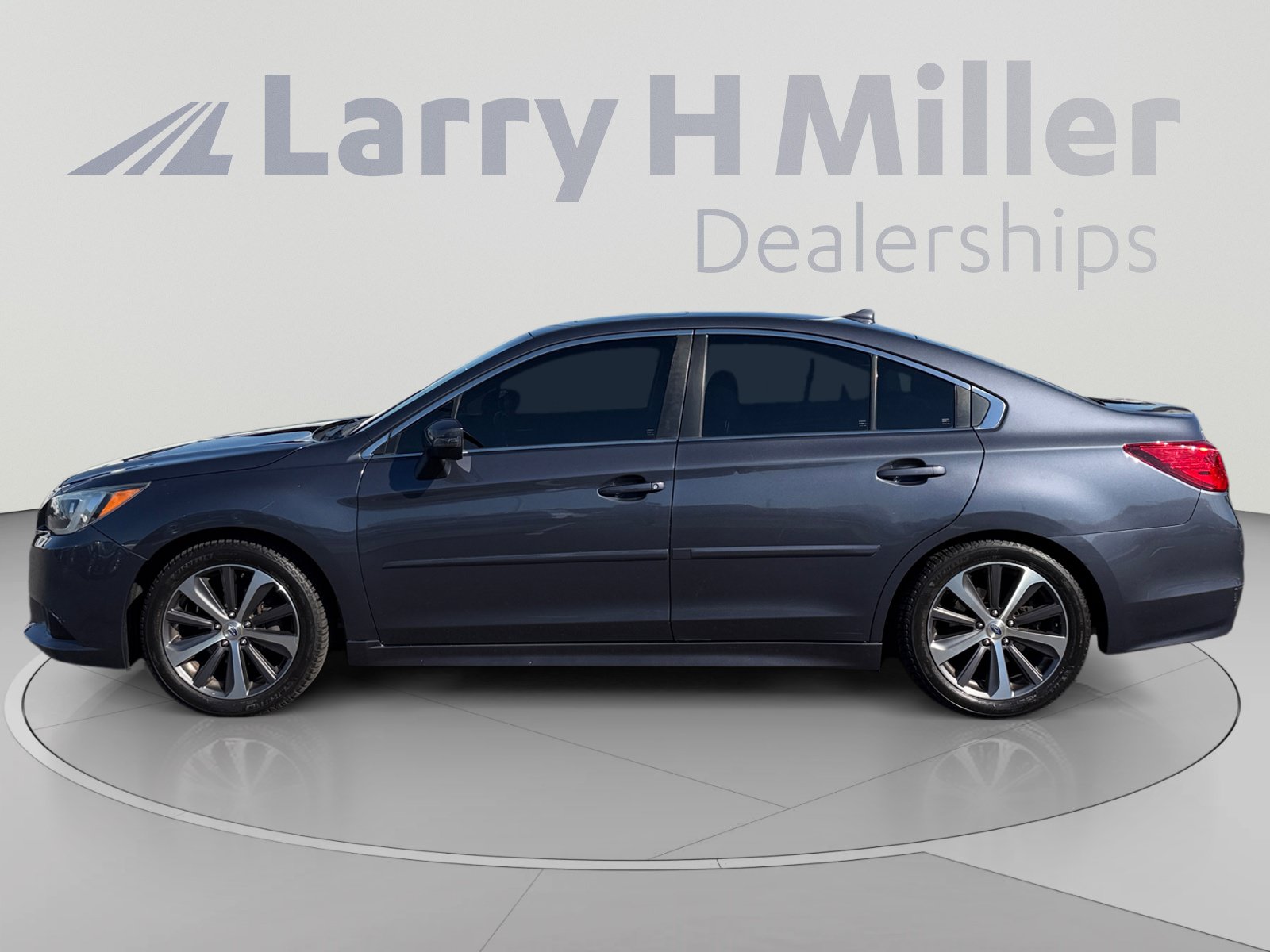 Used 2016 Subaru Legacy 2.5i Limited AWD/4WD image 2