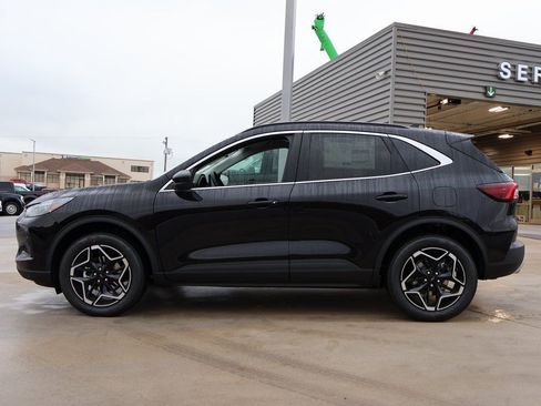 New 2026 Ford Escape Platinum w/ Equipment Group 601A image 2