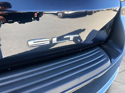 Used 2021 GMC Yukon SLT w/ SLT Luxury Plus Package image 35