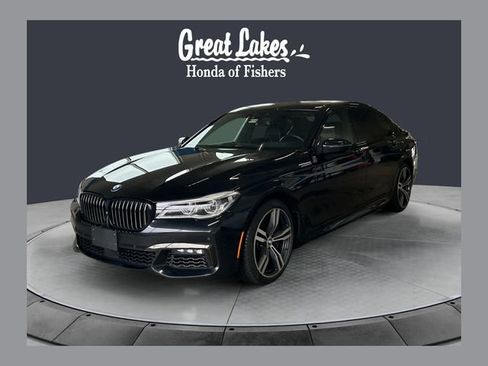 Used 2016 BMW 750i xDrive image 1