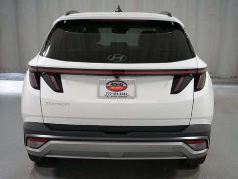 Used 2025 Hyundai Tucson Limited image 7