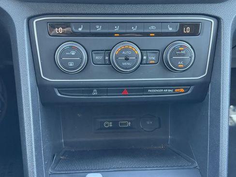 Used 2019 Volkswagen Atlas SE AWD/4WD image 25