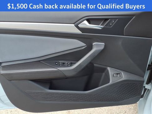 New 2025 Volkswagen Jetta SE image 19