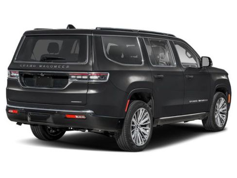 Used 2024 Jeep Grand Wagoneer Series III w/ Rear Seat Video Group 1 AWD/4WD image 5