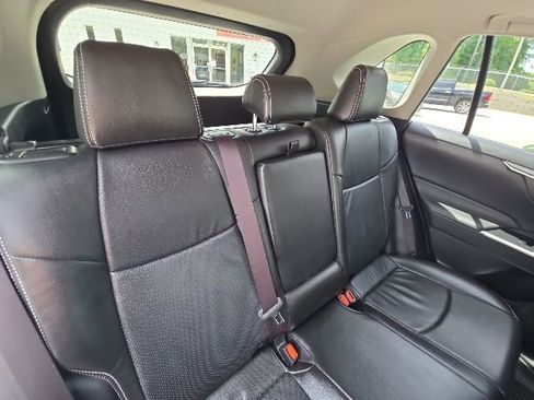 Used 2019 Toyota RAV4 XLE w/ Convenience Package FWD image 15