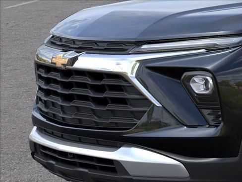 New 2026 Chevrolet TrailBlazer LT FWD image 13