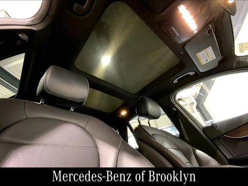 Certified 2021 Mercedes-Benz GLC 300 GLC 300 image 16