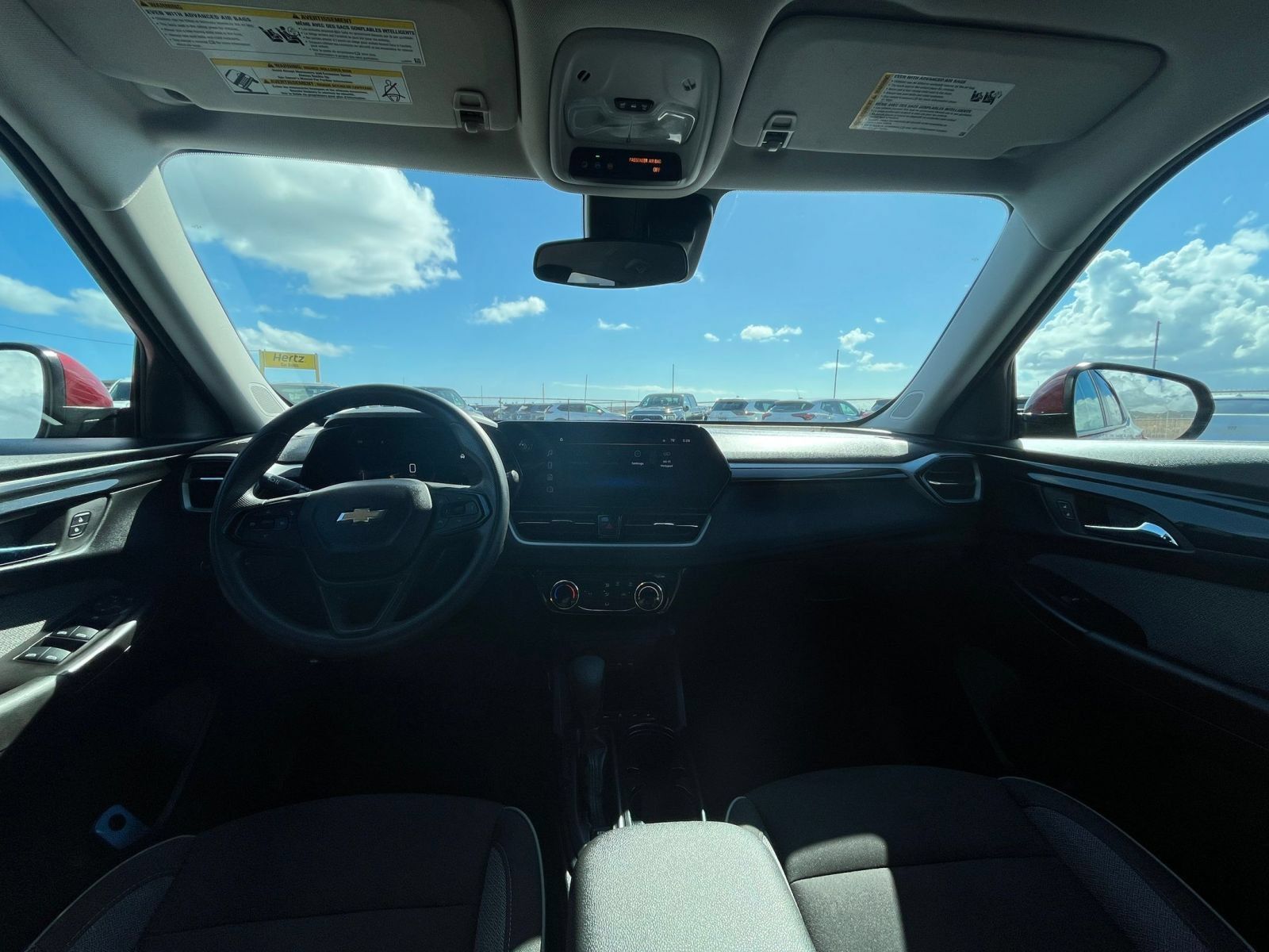 Used 2025 Chevrolet TrailBlazer LT FWD image 27