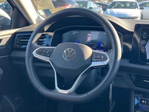 Used 2025 Volkswagen Jetta S image 16