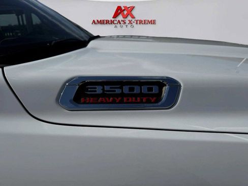 Used 2019 RAM 3500 Big Horn image 8