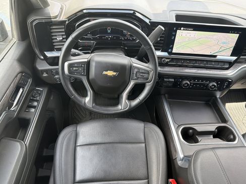 Used 2025 Chevrolet Silverado 2500 LTZ w/ LTZ Plus Package AWD/4WD image 25