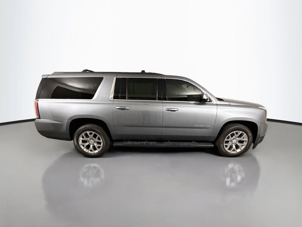 Used 2020 GMC Yukon XL SLT w/ Open Road Package AWD/4WD image 8
