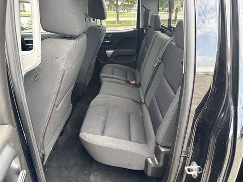 Used 2018 Chevrolet Silverado 1500 LT w/ Midnight Edition image 25