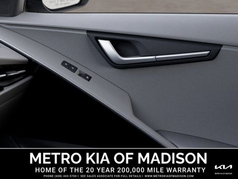 New 2026 Kia Niro EX image 25