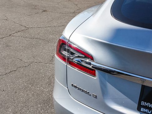 Used 2018 Tesla Model S 75D AWD/4WD image 7