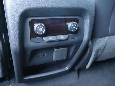 New 2027 Chevrolet Traverse LT w/ Driver Confidence Package AWD/4WD image 24