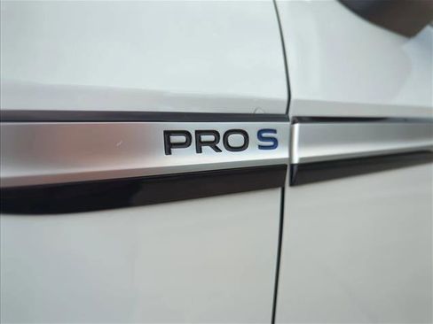 Used 2022 Volkswagen ID.4 Pro S RWD image 28