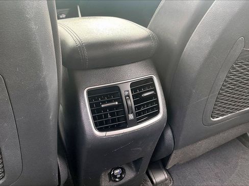 Used 2021 Hyundai Tucson Limited w/ Cargo Package FWD image 11