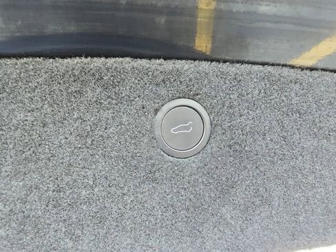 Used 2023 Tesla Model X Plaid image 20