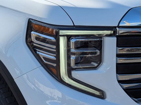 New 2026 GMC Sierra 1500 SLT w/ SLT Premium Plus Package image 9