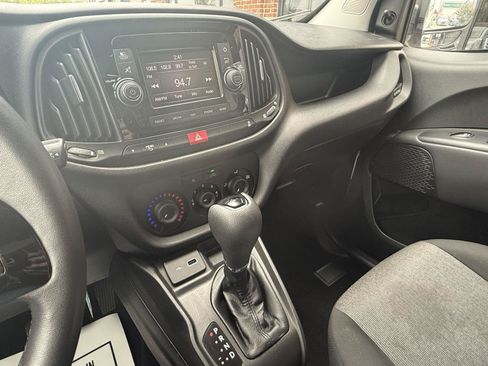 Used 2022 RAM ProMaster City Tradesman FWD image 23