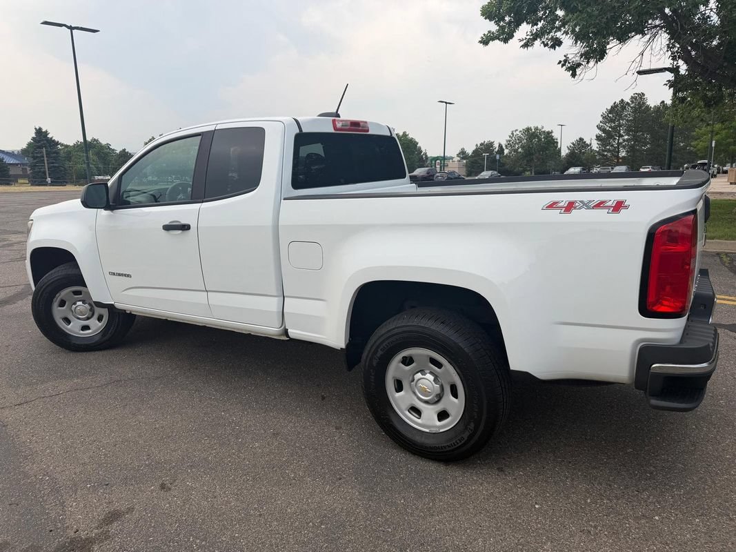 Used 2017 Chevrolet Colorado W/T w/ WT Convenience Package AWD/4WD image 2
