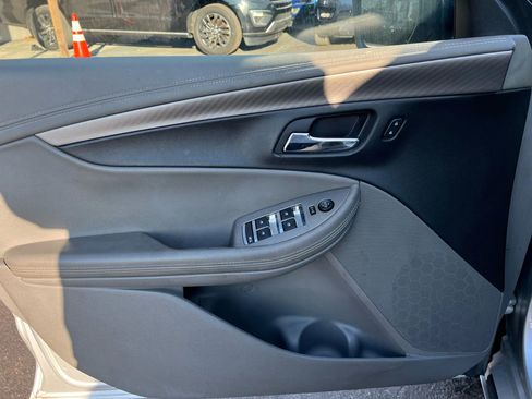 Used 2017 Chevrolet Impala LS image 9