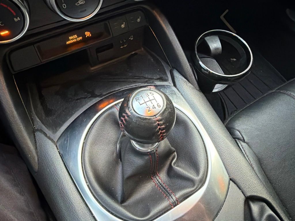 Used 2018 MAZDA MX-5 Miata Grand Touring RWD image 10