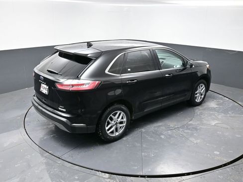 Used 2024 Ford Edge SEL image 13