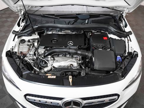 Certified 2023 Mercedes-Benz GLA 250 w/ Premium Package image 4
