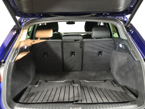 Used 2023 Audi Q4 e-tron Premium Plus w/ Premium Plus image 24