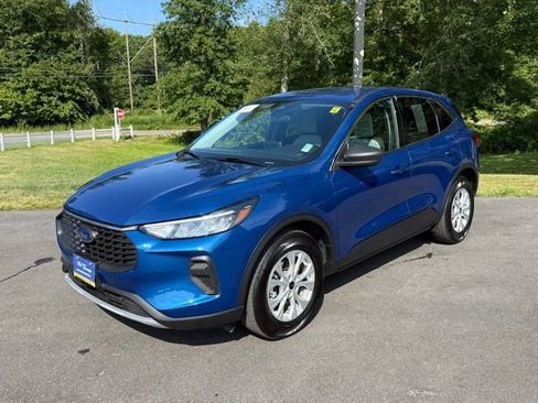 Certified 2023 Ford Escape Active image 2