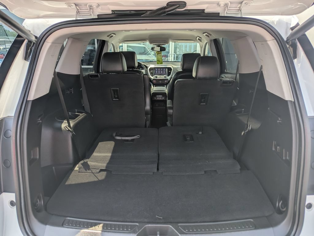 Used 2023 GMC Acadia SLT FWD image 42