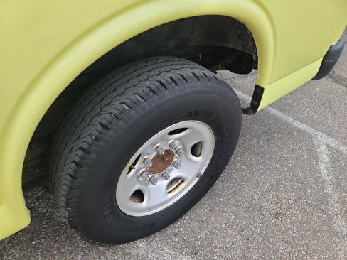 Used 2016 GMC Savana 2500 Extended image 29