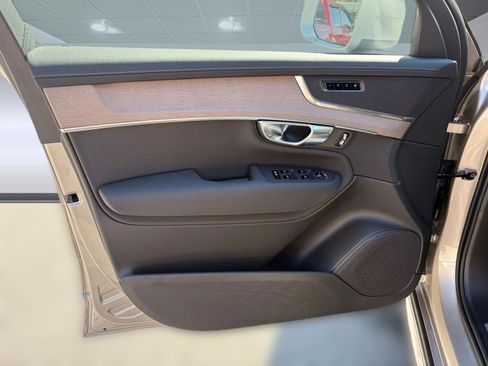 Certified 2026 Volvo XC90 B5 Core w/ Protection Package AWD/4WD image 12