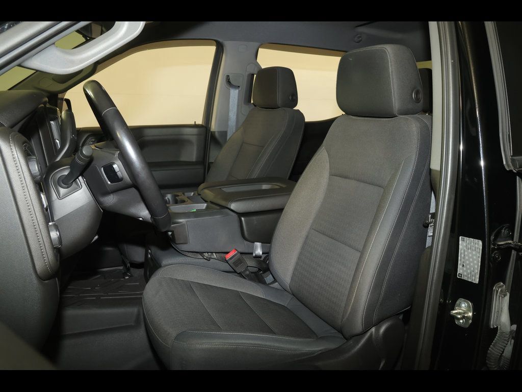 Used 2019 Chevrolet Silverado 1500 LT w/ All-Star Edition AWD/4WD image 14